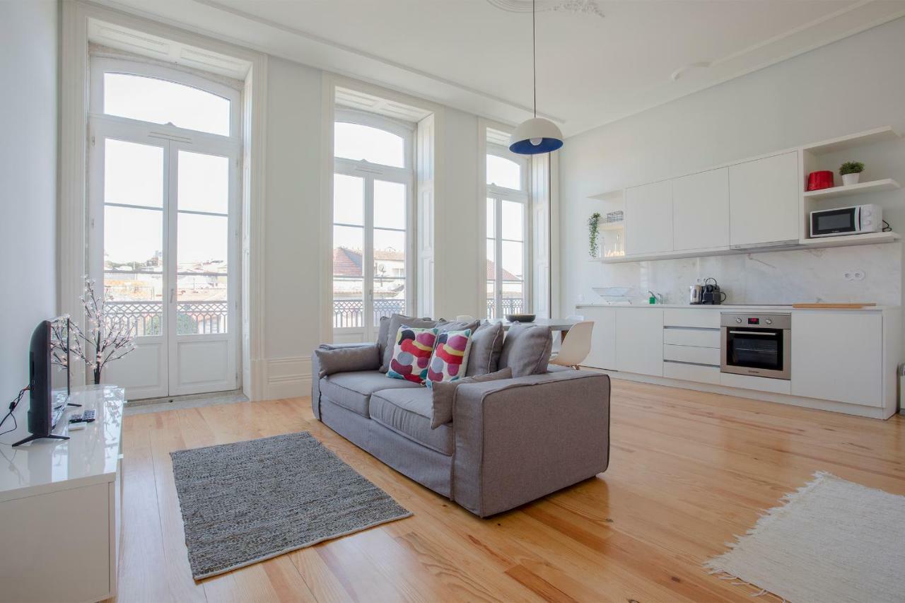 Downtown Spacious Studio Porto Luaran gambar